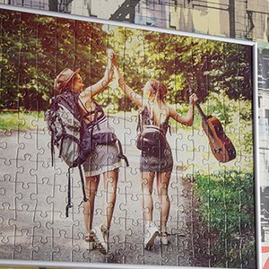 Wie das Puzzle in den Rahmen kommt