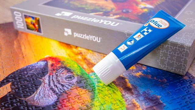 Puzzle-Kleber